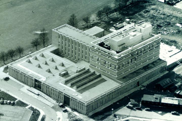 Vintage aerial photograph of Kings Buildings 