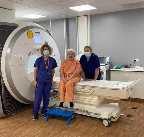 Edinburgh Imaging Research Radiographers with study participant (middle), at the Edinburgh Imaging Facility RIE MR scanner