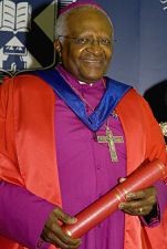 Desmond Tutu recieving honorary degree