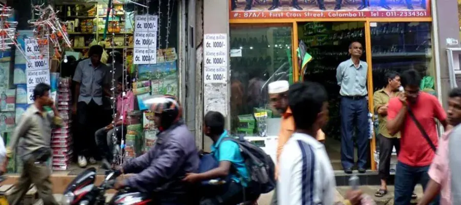 Busy street in Colombo
