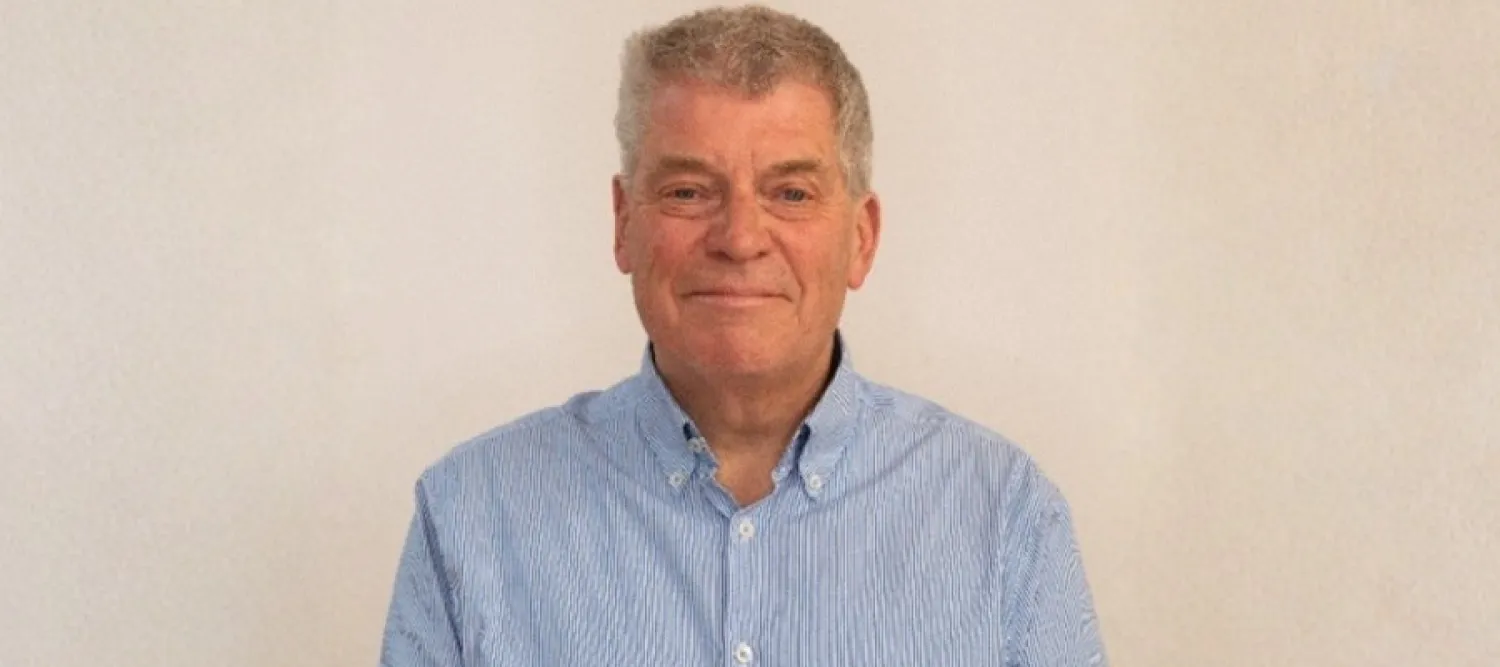Current Senior Lay Member: Frank Armstrong
