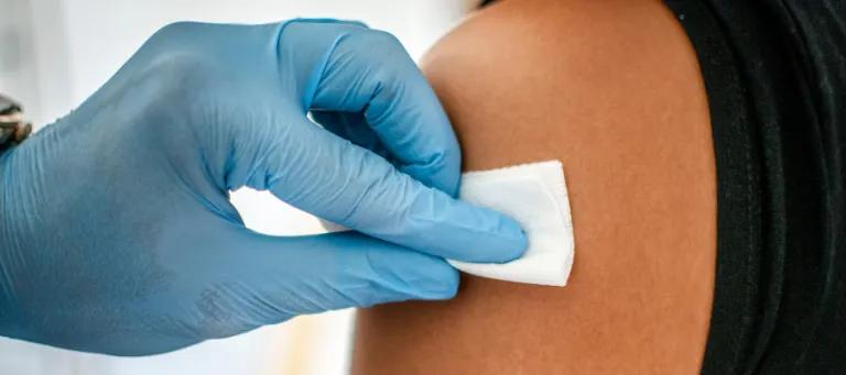 A milestone study, which points to the success of first dose mass vaccination in reducing COVID-19 hospitalisations across Scotland, is now available from The Lancet. 