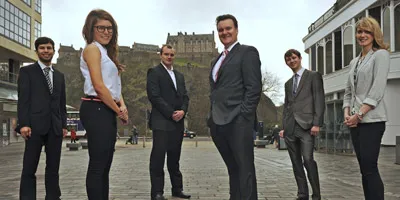 Business Students and HSBC's Andy Fraser