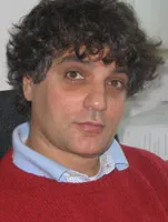 M 110422 Javier Cacares