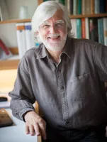 M AA Royal Academy of Engineering Fellow: Chris Hall