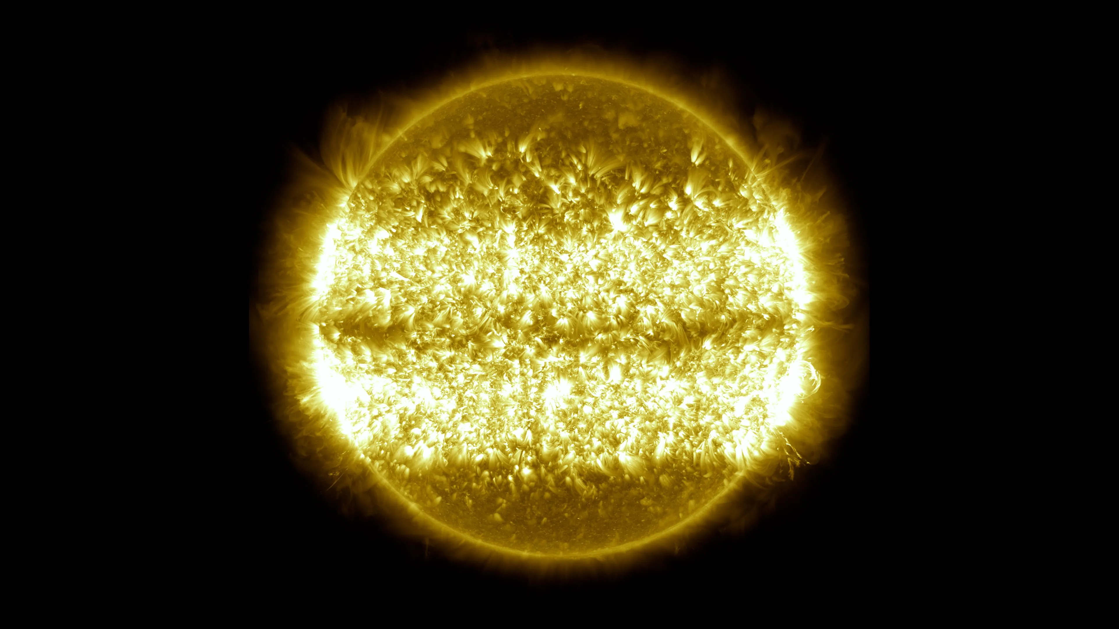 A composite image capturing variations in the sun's magnetic field over a decade shows varied activity on its surface.