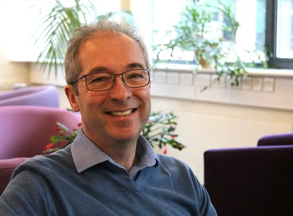 Professor Simon Kelley