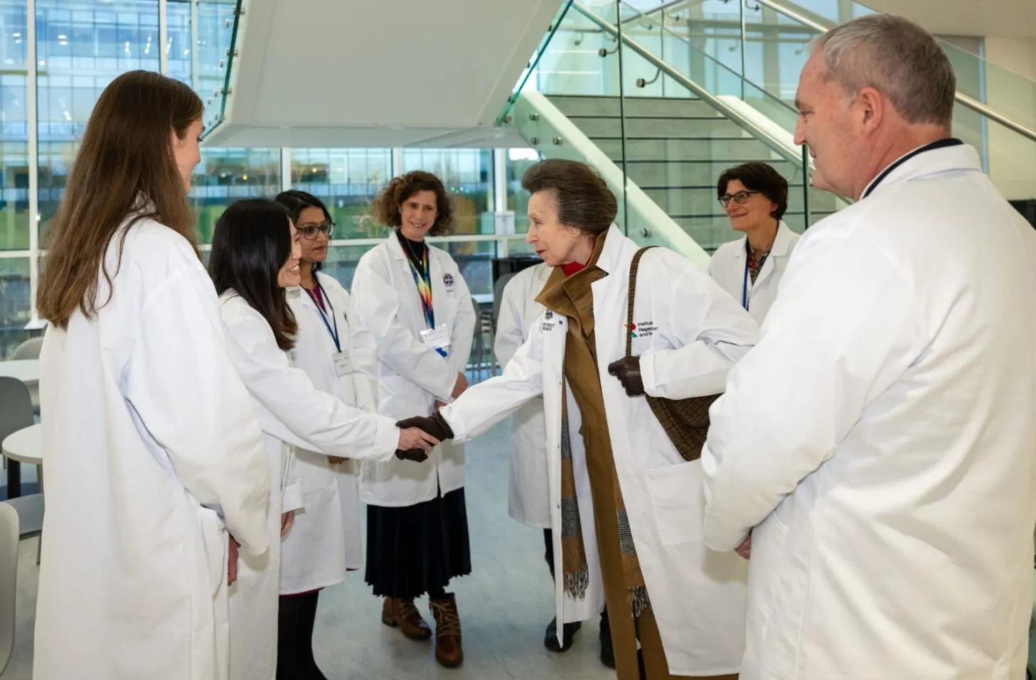 Chancellor meets scientists at Institute for Regeneration and Repair building