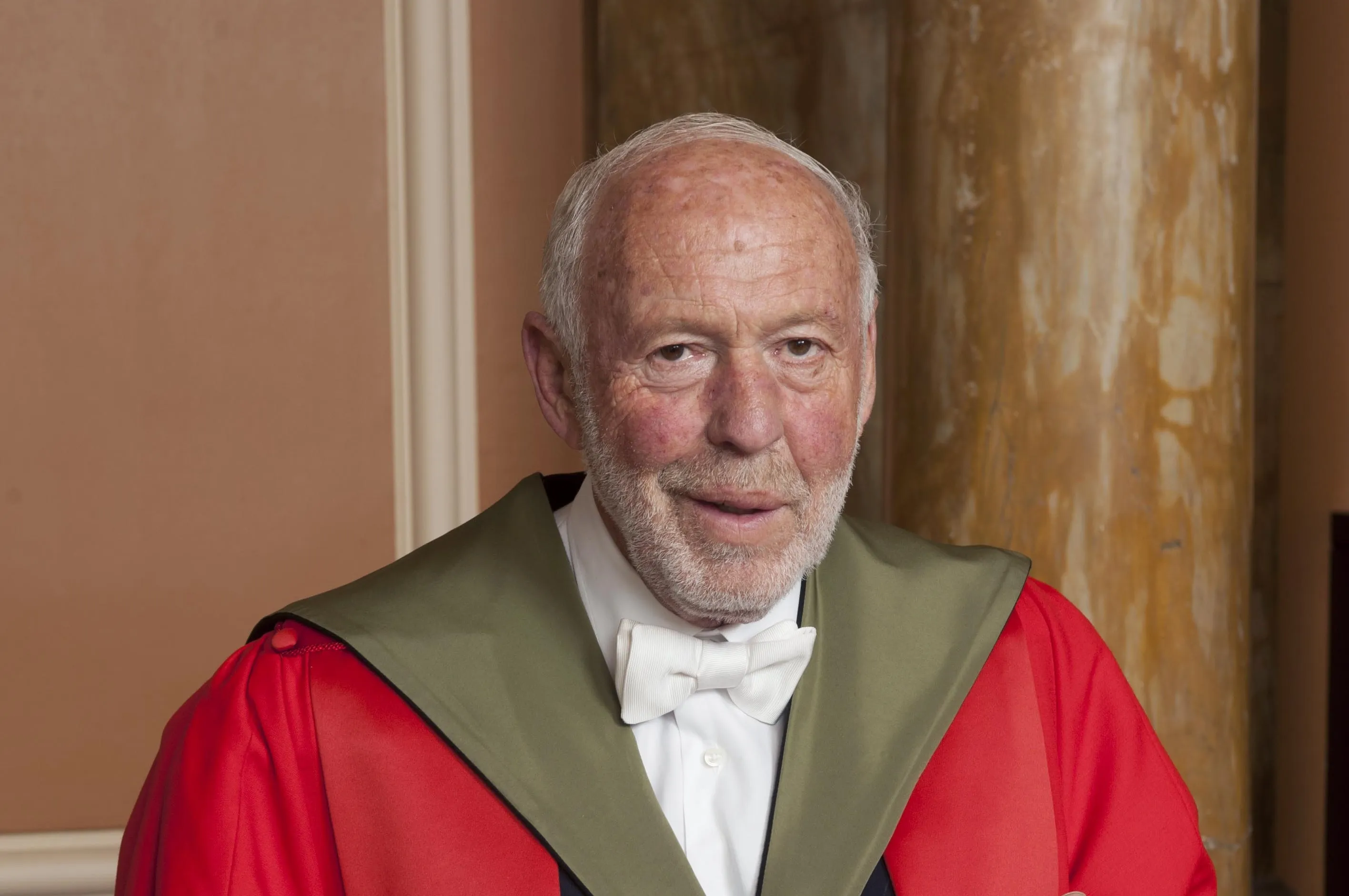 Image of James ‘Jim’ Simons at a 2016 University of Edinburgh graduation ceremony