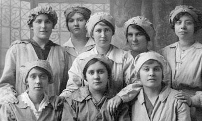 Female ward orderlies 1914-1918