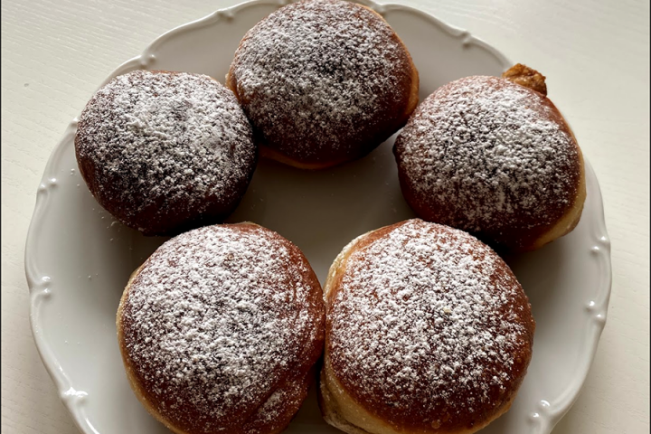 Photo of homemade Berliner Ballen doughnuts