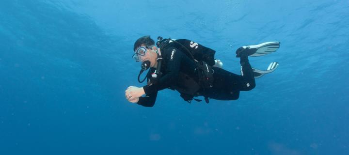 Max Bello underwater diving