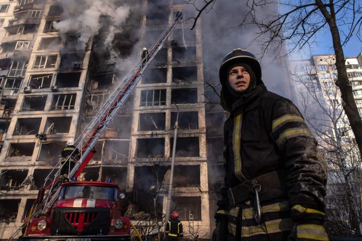 Kyiv apartment hit by Russian shelling 