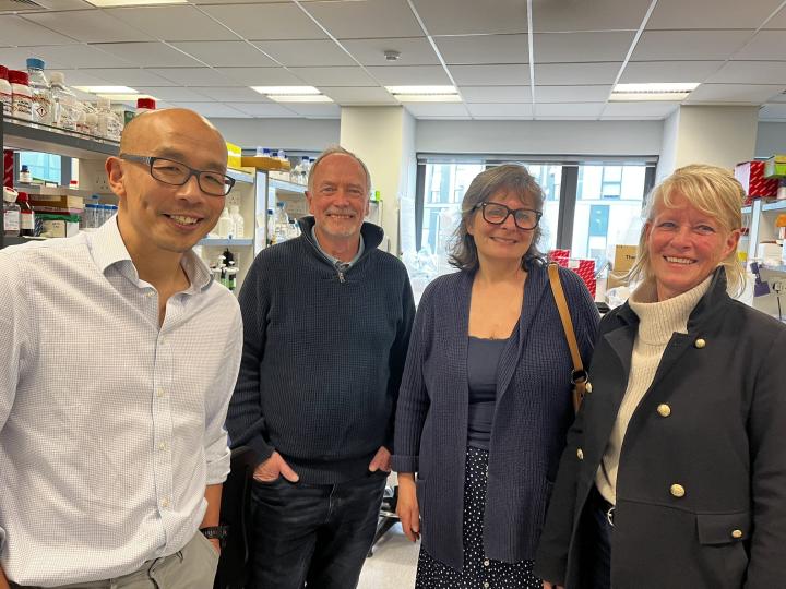 IBD Fundraisers visit to QMRI - Gwo-tzer Ho and guests - Spring 2023