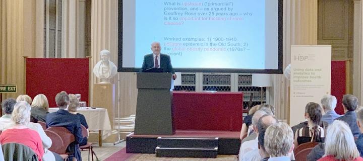 John Frank delivering the IHDP annual lecture 2019 