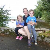 Dr Sonia Wakelin and her children