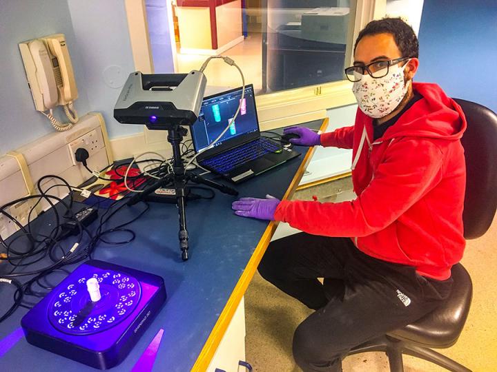 Dr Antoine Vallatos operates the 3D Einscan scanner at the Edinburgh Imaging Facility WGH.