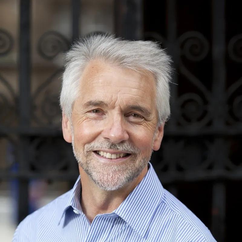Peter Higgins headshot