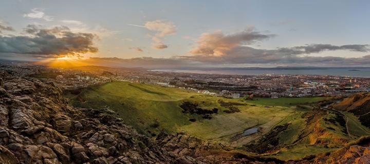 Photo of Edinburgh city skyline