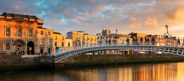 Ha'Penny Bridge in Dublin 