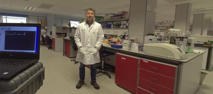 Giles Hardingham pictured in his lab