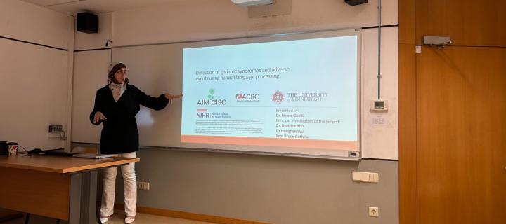ACRC Imane Guelil presents to University of Barcelona