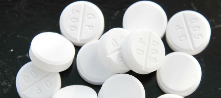 Photograph of white tablets
