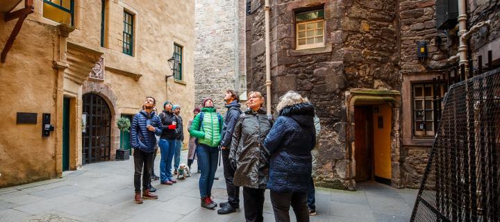 Gaelic walking tour in Edinburgh Old Town