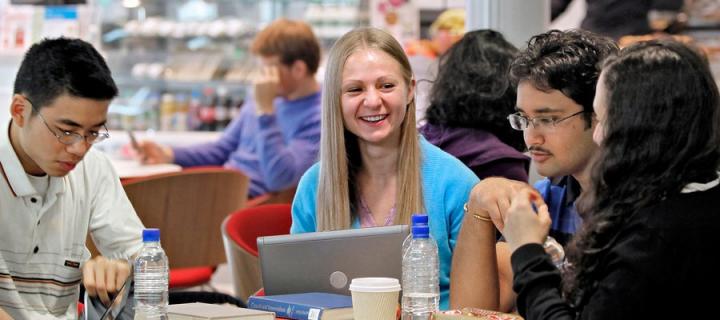 Students in cafe