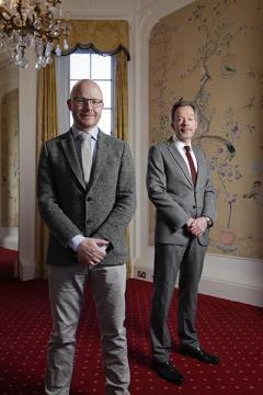 Vice-Principal International Professor James Smith with Professor Jeremy Bradshaw in Edinburgh’s Confucius Institute.