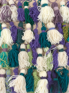 Multicoloured tassels (purple, white and green)