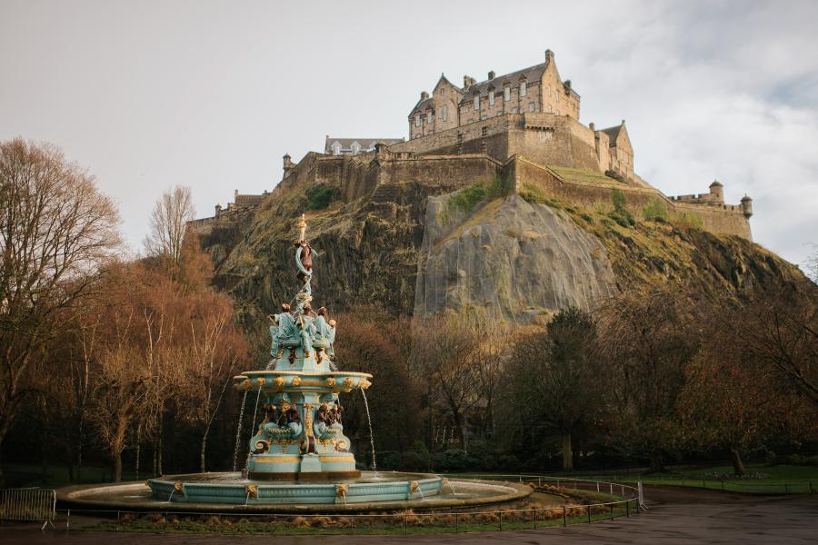 Edinburgh Castle and Ross Fountain
